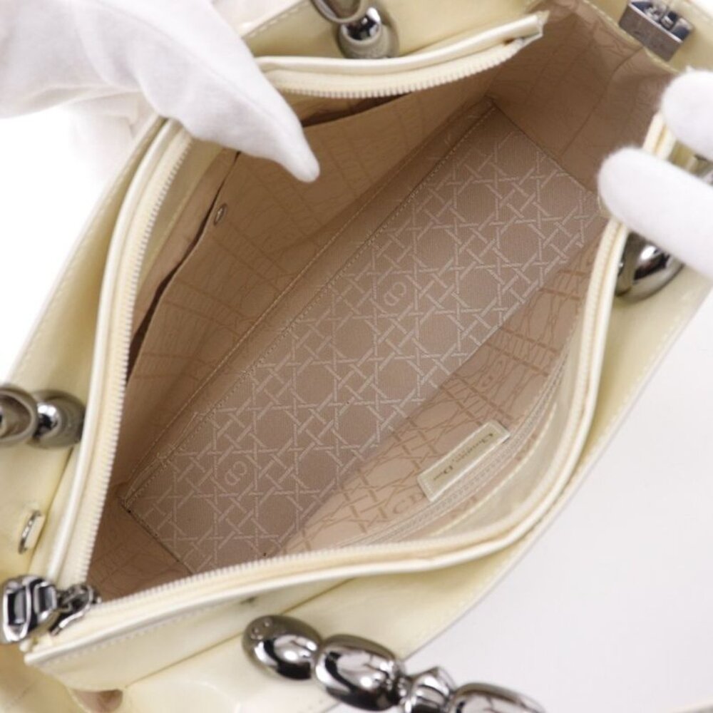 Christian Dior Maris Pearl 2-Way Shoulder Patent Leather Off White - Picture 6 of 10